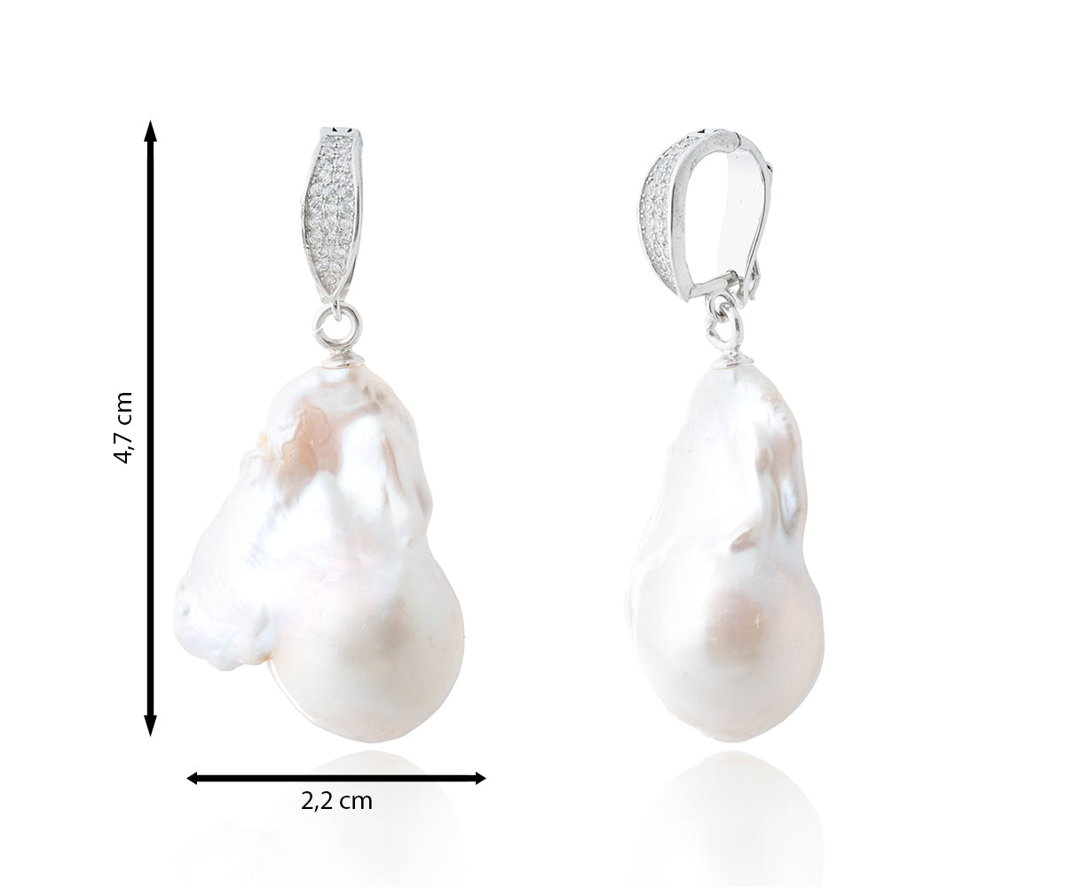 Raw Glow Silver pendant with large baroque pearl and silver finish