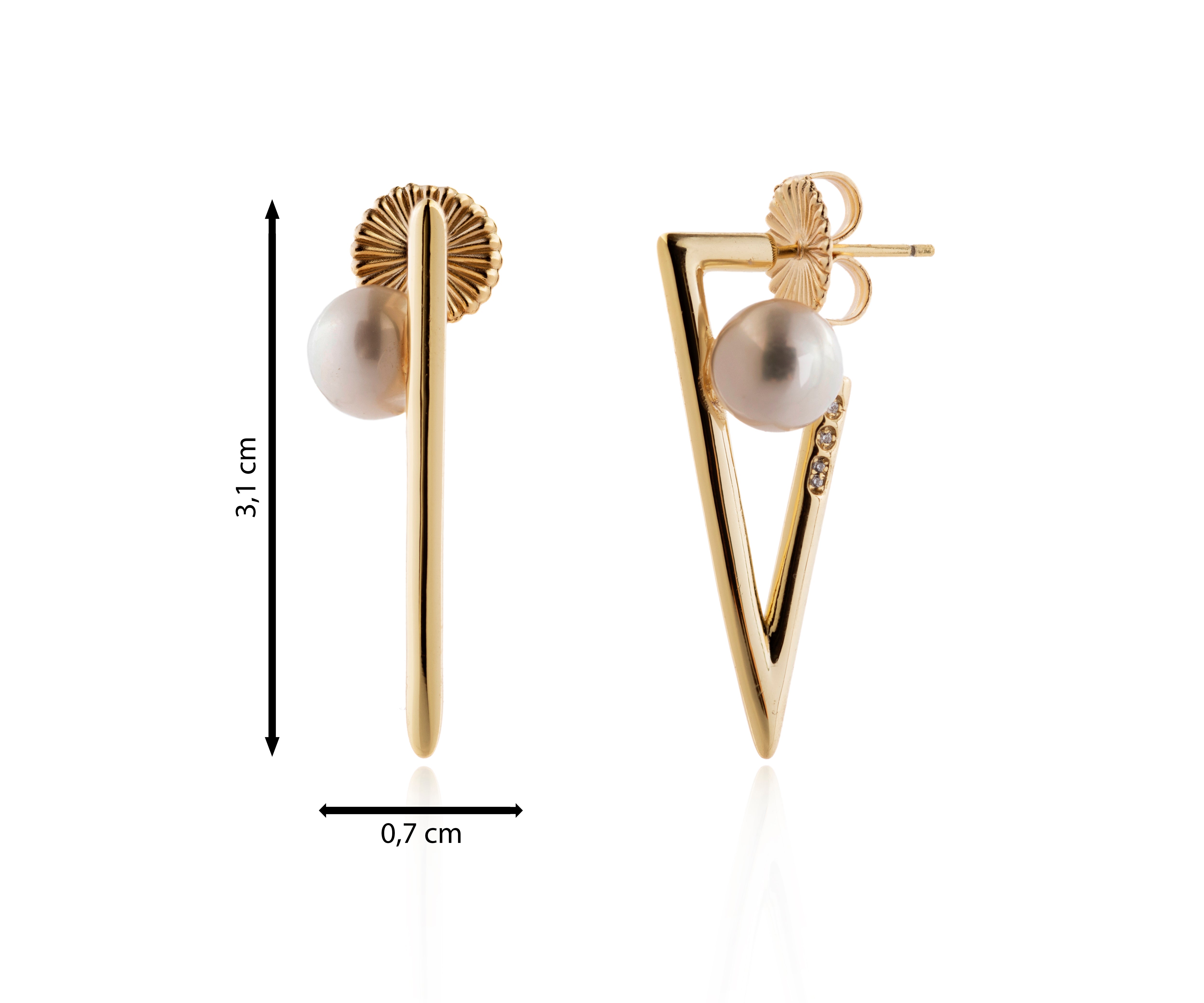 Pendiente dorado de barra triangular con circonitas y perla cultivada.