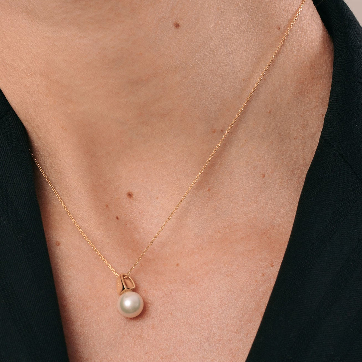 Collar Minimalista con Perla Cultivada